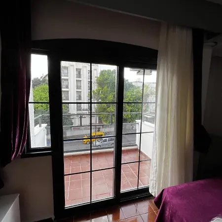 Hotel apartamentowy Andy's